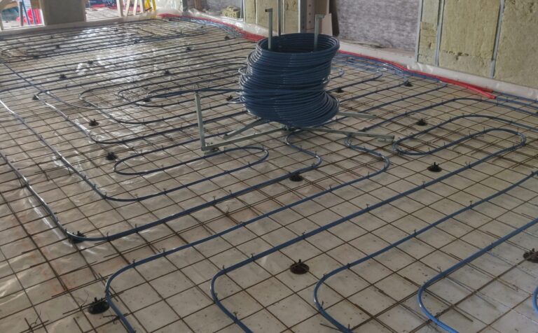 vesipõrandakütte torude paigaldus